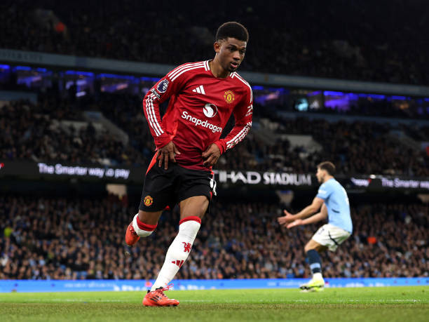 Amad Diallo bùng nổ, MU ngược dòng đánh bại Man City ngay tại Etihad ảnh 28 Amad Diallo bùng nổ, MU ngược dòng đánh bại Man City ngay tại Etihad ảnh 28