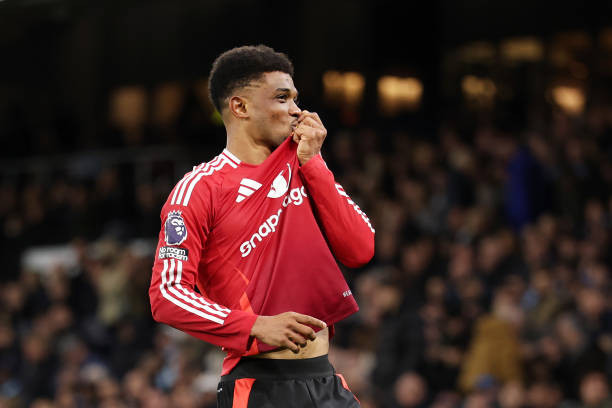 Amad Diallo bùng nổ, MU ngược dòng đánh bại Man City ngay tại Etihad ảnh 29 Amad Diallo bùng nổ, MU ngược dòng đánh bại Man City ngay tại Etihad ảnh 29