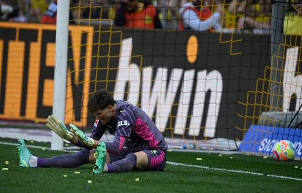 Không thể thắng trận quyết định, Dortmund mất ngôi vô địch về tay Bayern ảnh 12 Không thể thắng trận quyết định, Dortmund mất ngôi vô địch về tay Bayern ảnh 12