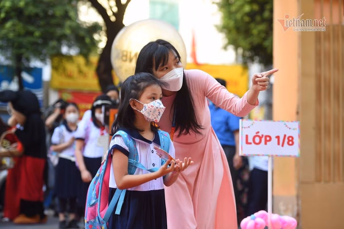 Giáo viên ở TPHCM có được nguồn thu nhập tăng thêm nhờ cơ chế vượt trội. Ảnh: Thanh Tùng