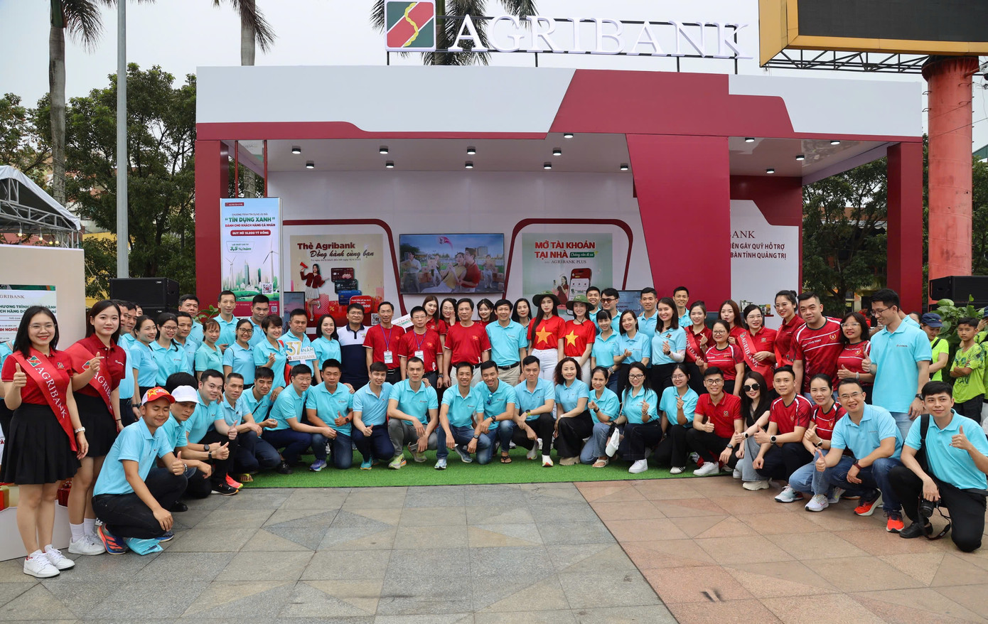 Đồng hành cùng Tiền Phong Marathon, Agribank luôn mang đến hình ảnh năng động, cháy hết mình vì nhiệt huyết, đam mê, góp phần đẩy mạnh phong trào rèn luyện thể dục thể thao, đưa khẩu hiệu “Khỏe thể chất - Mạnh tinh thần” ngày càng phát triển mạnh mẽ hơn trên toàn hệ thống.