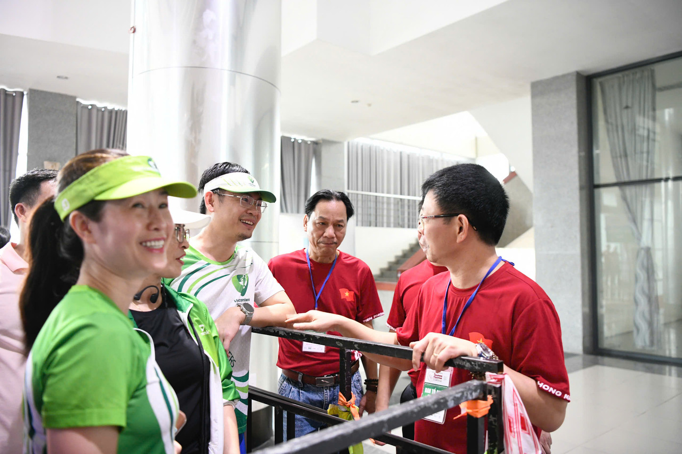 Các vận động viên rất hào hứng trước sự có mặt và quan tâm sâu sát của Ban tổ chức, đồng thời nói rằng đây chính là một trong những điều khiến Tiền Phong Marathon trở nên khác biệt. Các vận động viên rất hào hứng trước sự có mặt và quan tâm sâu sát của Ban tổ chức, đồng thời nói rằng đây chính là một trong những điều khiến Tiền Phong Marathon trở nên khác biệt.