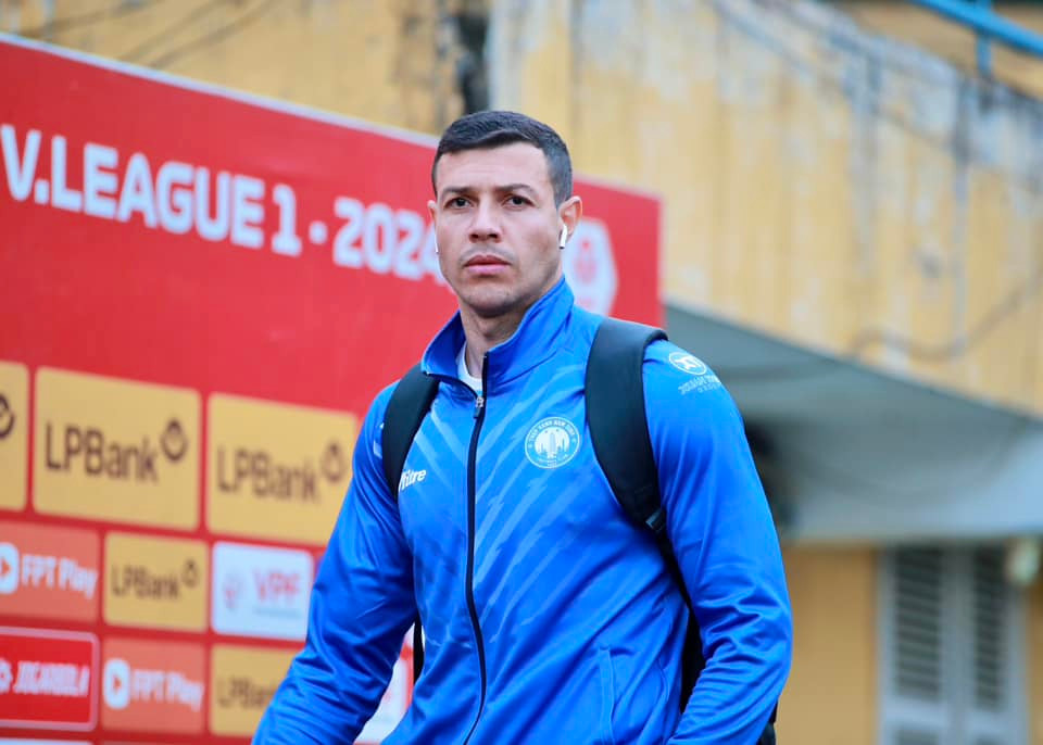 Nam Định lỡ cơ hội bứt phá trong cuộc đua vô địch ảnh 8 Nam Định lỡ cơ hội bứt phá trong cuộc đua vô địch ảnh 8