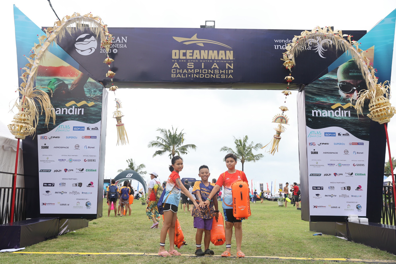 Đây là lần thứ hai các bé tham gia Occeaman sau lần tham dự trước ở Krabi, Thái Lan.