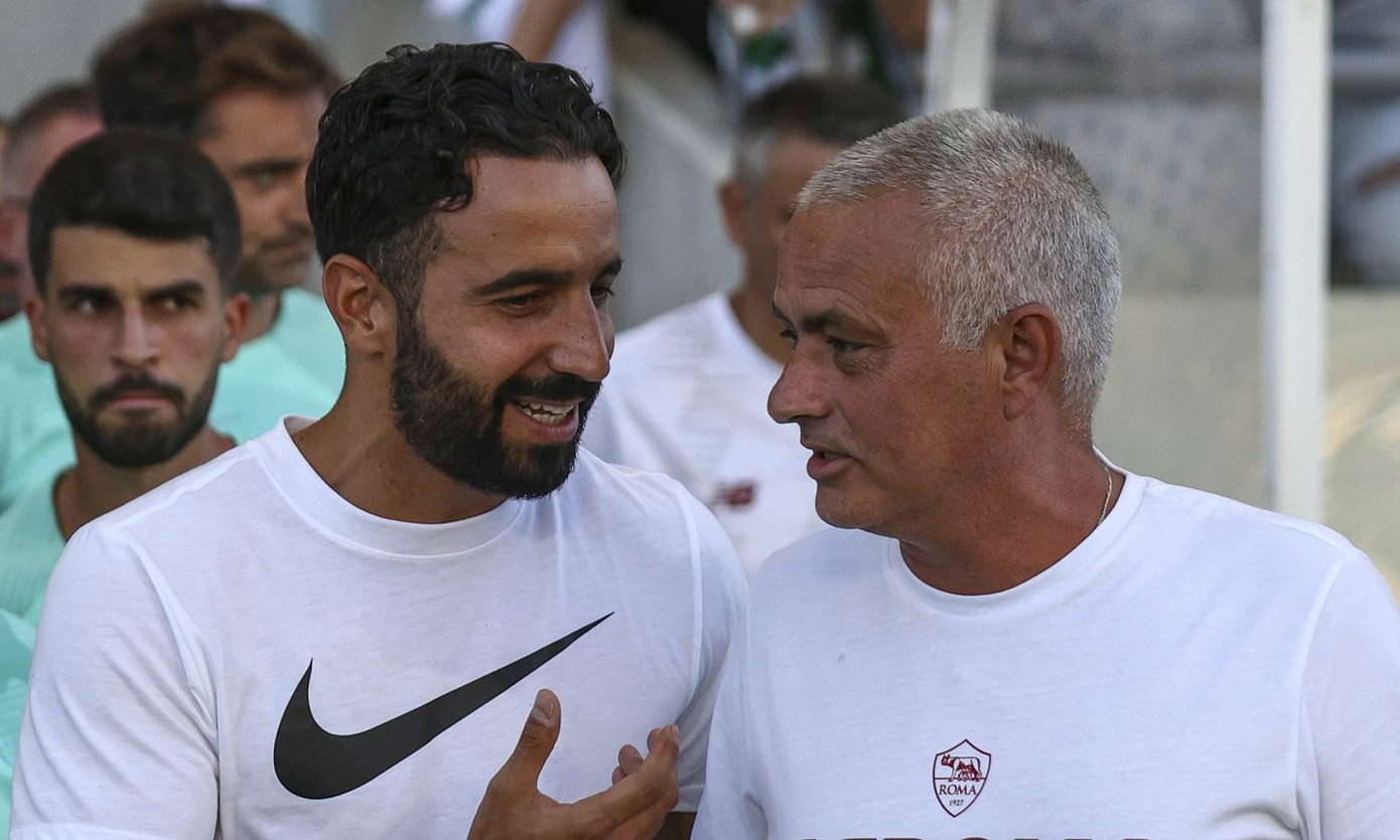 Amorim và Mourinho tái ngộ khi Sporting gặp AS Roma trong trận giao hữu năm 2022.