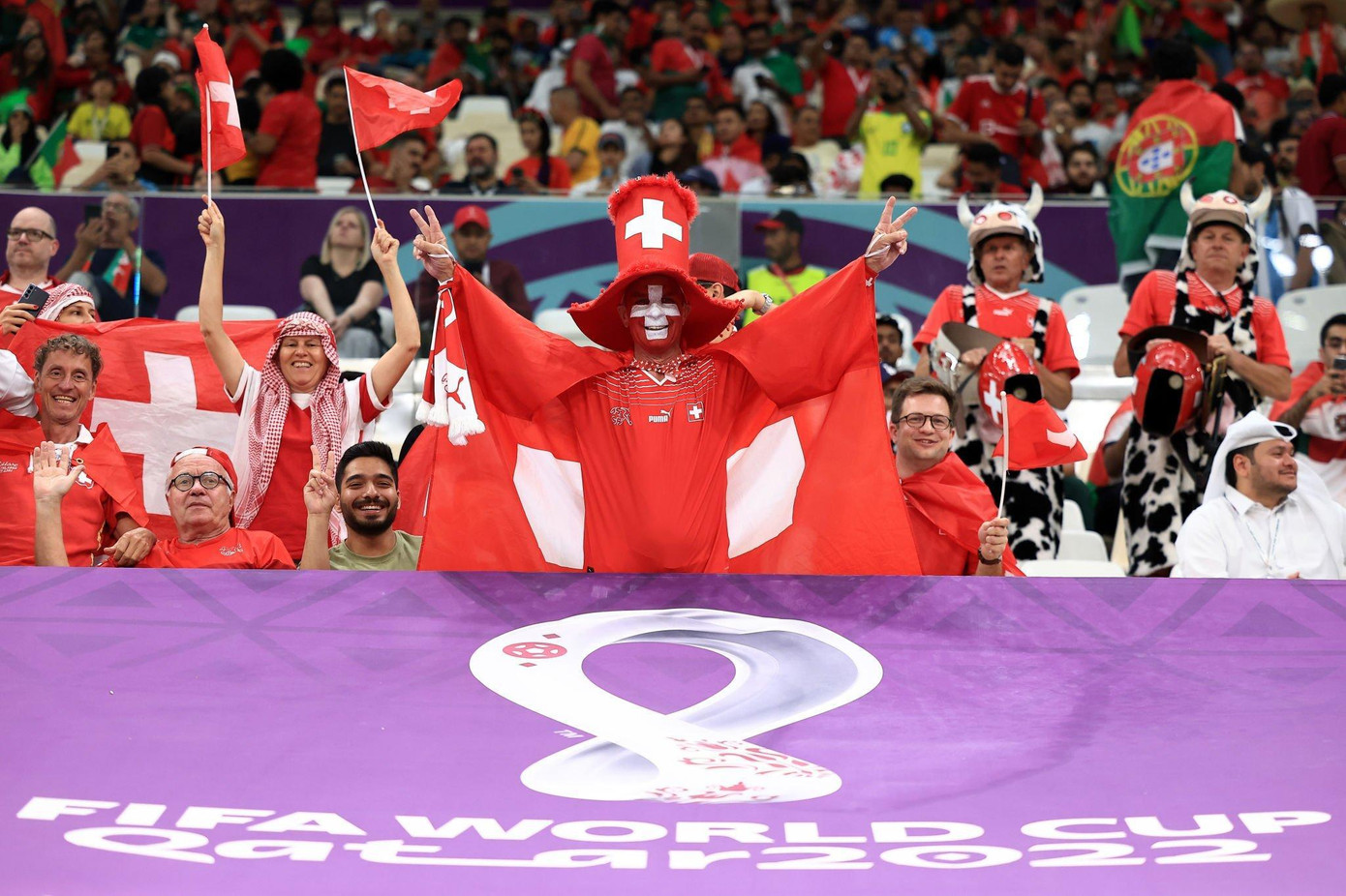 World Cup 2022: 'Hủy diệt' Thụy Sĩ 6-1, Bồ Đào Nha bùng nổ trong ngày Ronaldo dự bị và tịt ngòi ảnh 16