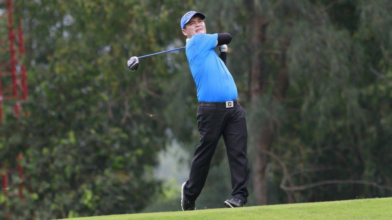 Trước khi trở thành một golfer xuất sắc trên sân golf, Nguyễn Văn Thống khởi đầu là một caddie. Trước khi trở thành một golfer xuất sắc trên sân golf, Nguyễn Văn Thống khởi đầu là một caddie.