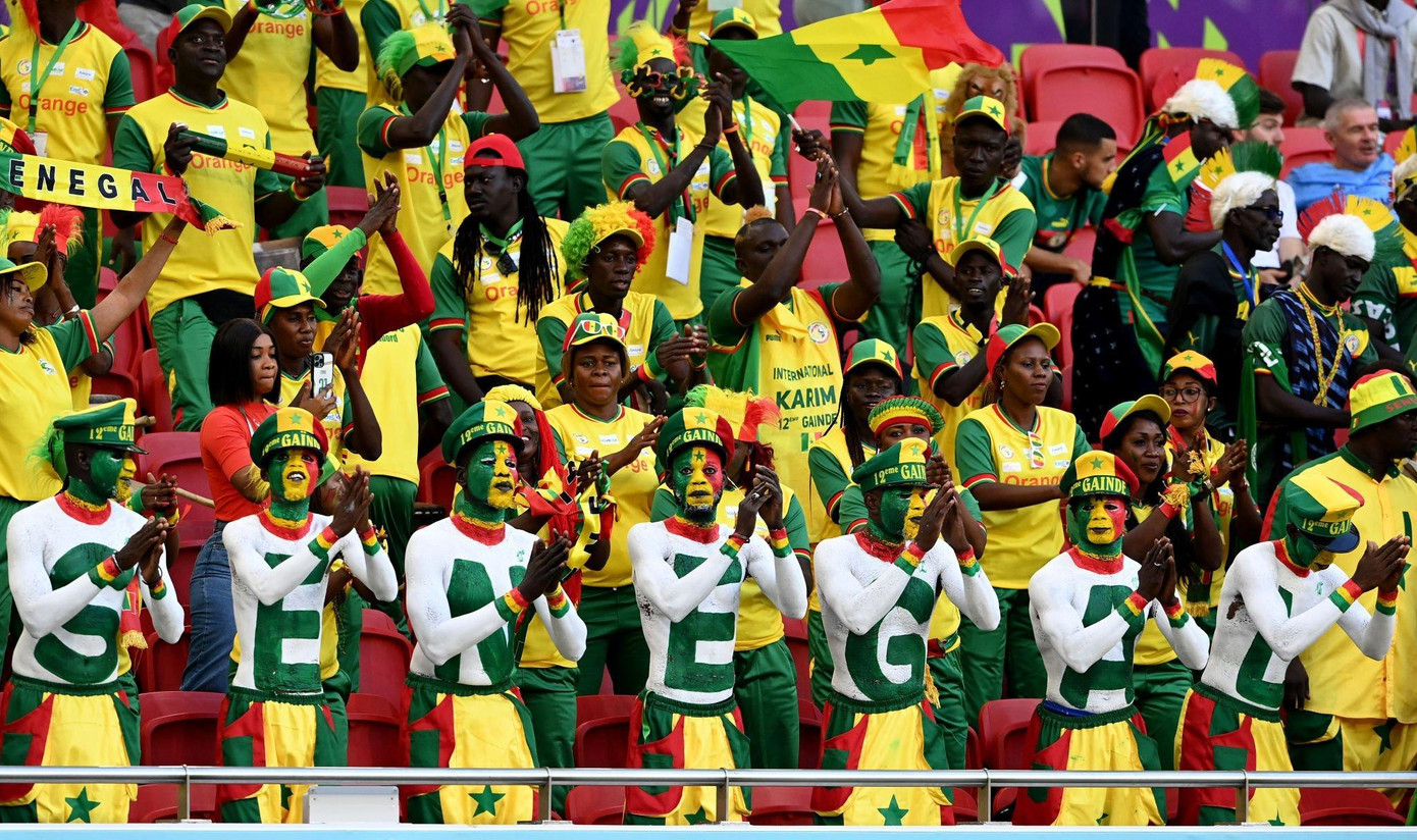 World Cup 2022: Thua Senegal 1-3, Qatar trở thành khán giả chỉ sau 2 lượt trận ảnh 3