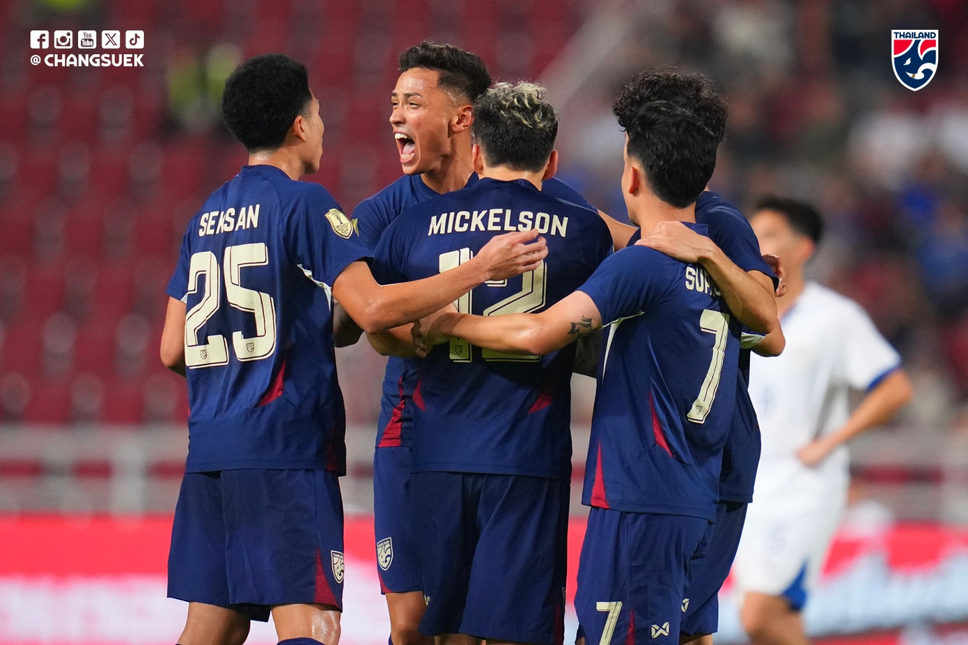 Thái Lan chuẩn bị chơi trận chung kết ASEAN Cup thứ 11 trong lịch sử. Thái Lan chuẩn bị chơi trận chung kết ASEAN Cup thứ 11 trong lịch sử.