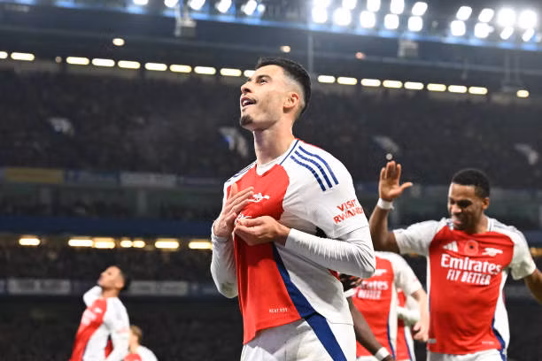 Chelsea và Arsenal chia điểm tại Stamford Bridge ảnh 27