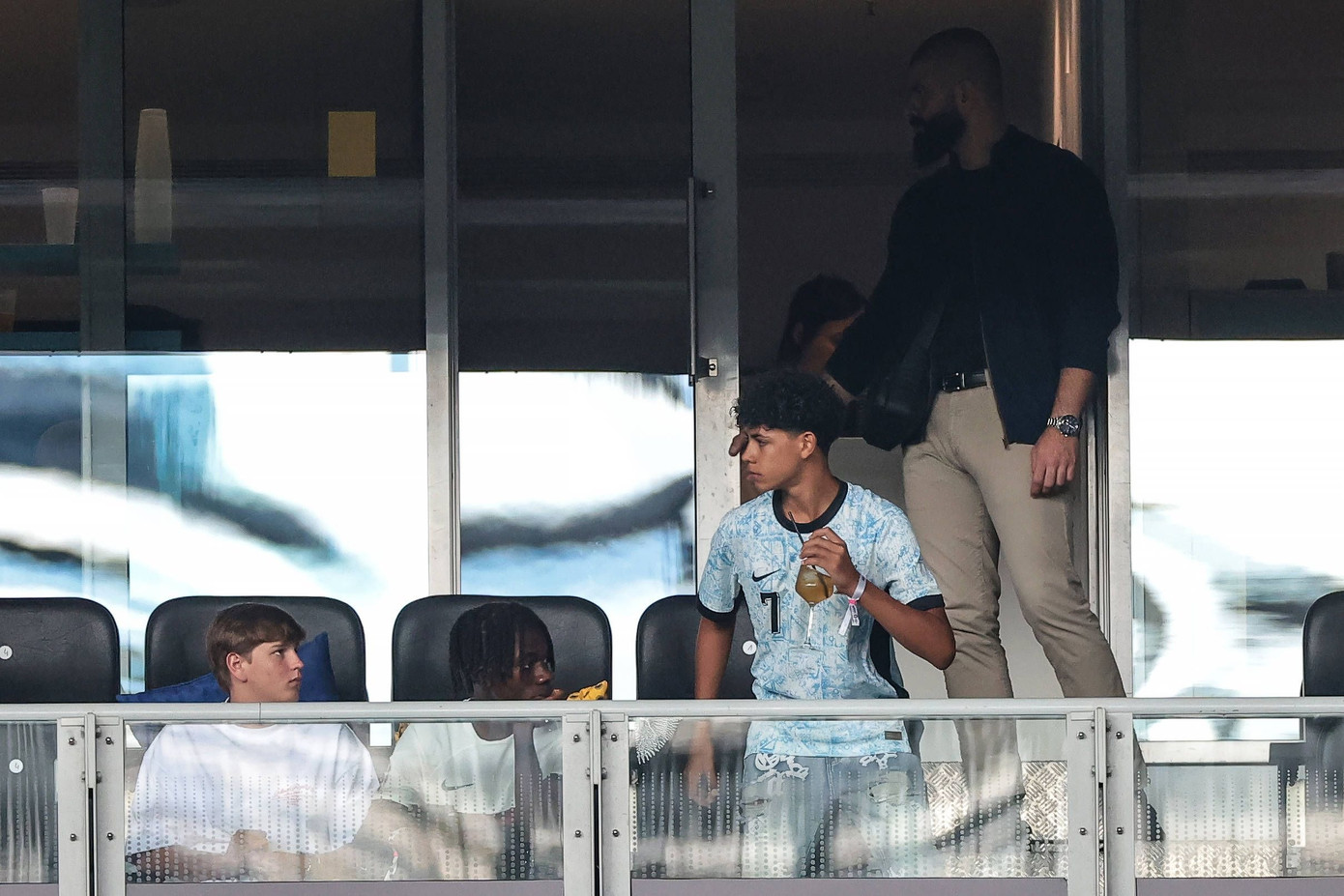 Con trai Ronaldo trong màu áo U15 Bồ Đào Nha.