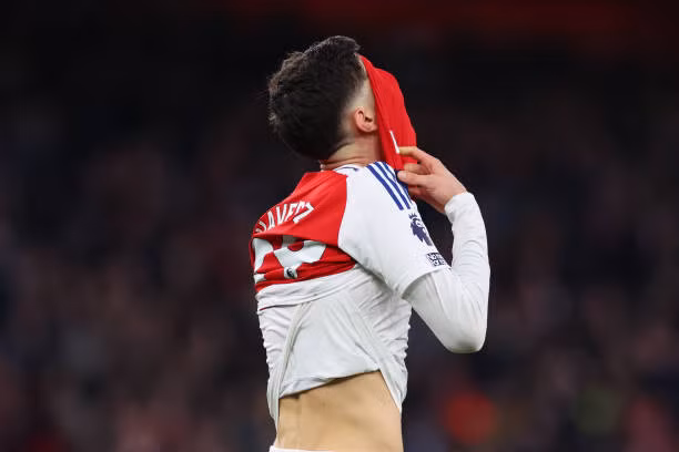 Thua Arsenal 1-5, Man City thảm bại rời Emirates ảnh 21 Thua Arsenal 1-5, Man City thảm bại rời Emirates ảnh 21