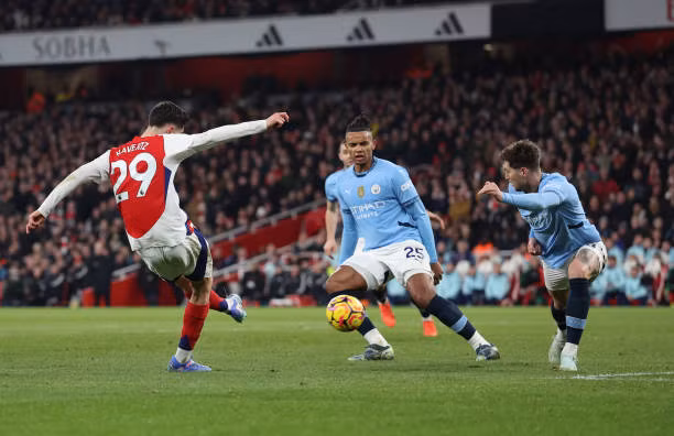 Thua Arsenal 1-5, Man City thảm bại rời Emirates ảnh 33 Thua Arsenal 1-5, Man City thảm bại rời Emirates ảnh 33