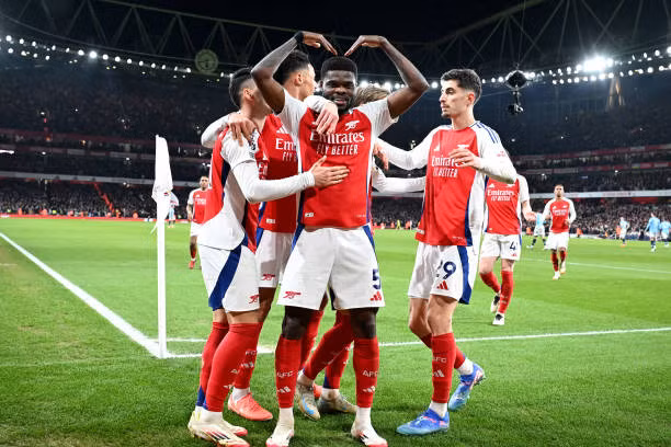 Thua Arsenal 1-5, Man City thảm bại rời Emirates ảnh 40 Thua Arsenal 1-5, Man City thảm bại rời Emirates ảnh 40