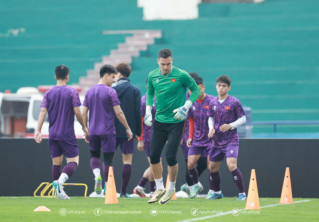 Filip Nguyễn nhiều khả năng trở lại khung gỗ ở trận gặp Indonesia. Filip Nguyễn nhiều khả năng trở lại khung gỗ ở trận gặp Indonesia.