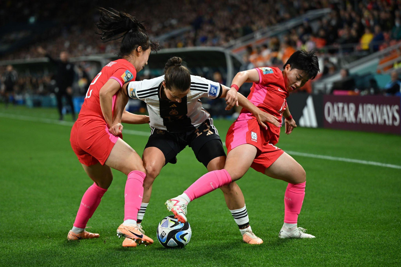 Bị Hàn Quốc cầm chân 1-1, tuyển nữ Đức bị loại sớm ngay vòng bảng ảnh 16