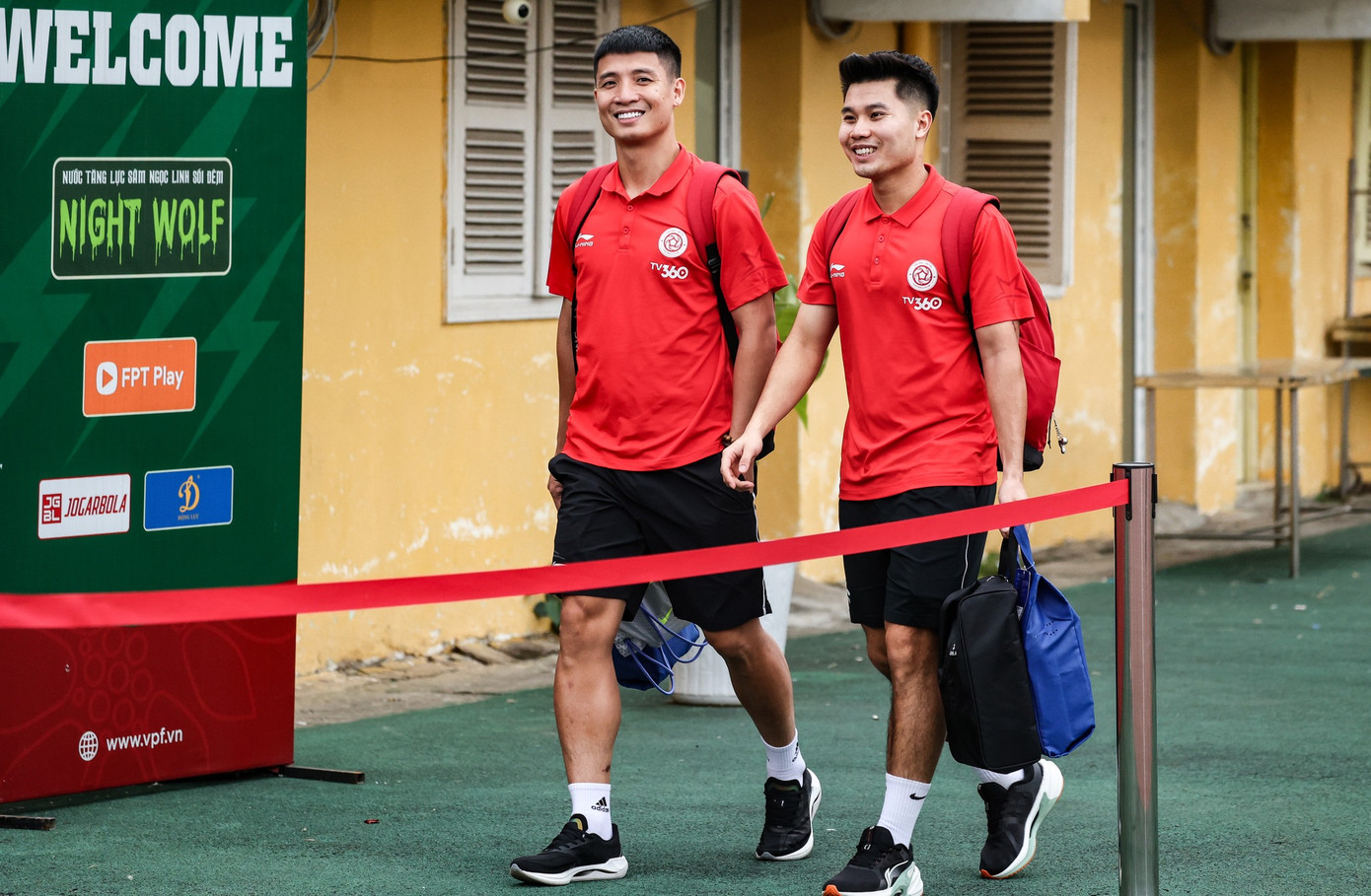  Thể Công Viettel thắng phút bù giờ, níu chân Nam Định trong cuộc đua vô địch ảnh 6