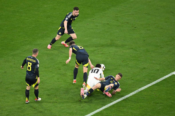  Đức phô diễn sức mạnh ngày ra quân EURO 2024 ảnh 31