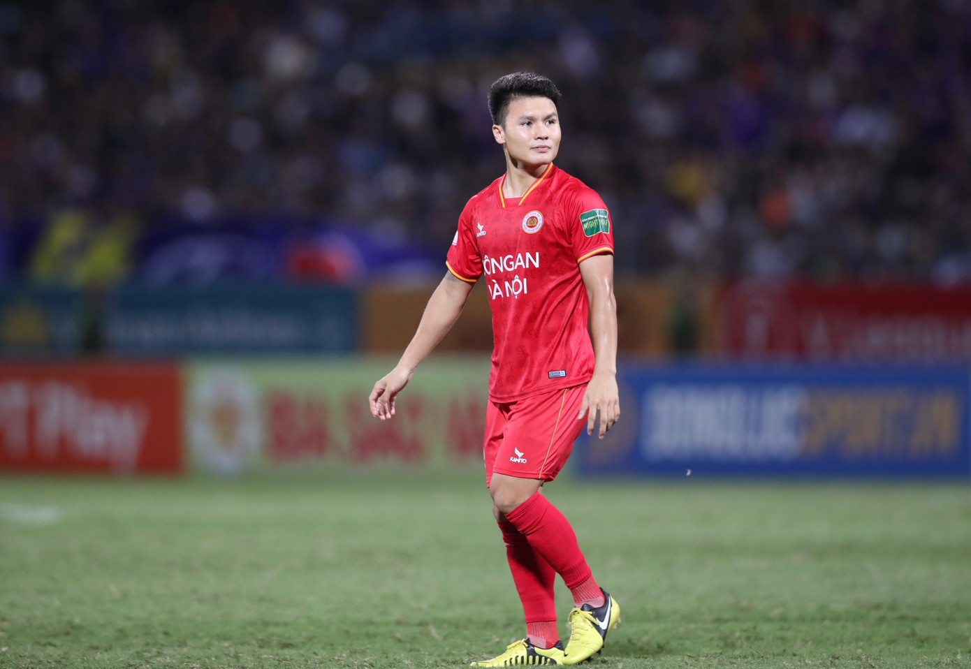 Đánh bại CLB Hà Nội, CAHN chiếm ngôi đầu V-League ảnh 12