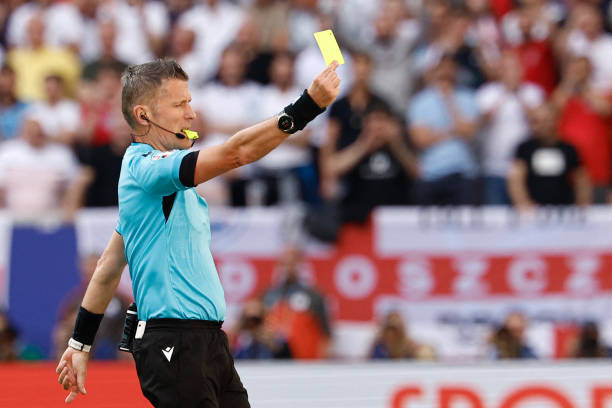 Vượt qua Thụy Sỹ trên chấm 11m, tuyển Anh vất vả ghi tên vào bán kết ảnh 31 Vượt qua Thụy Sỹ trên chấm 11m, tuyển Anh vất vả ghi tên vào bán kết ảnh 31