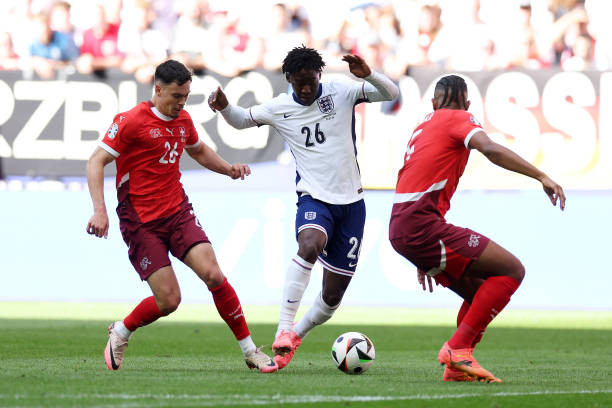 Vượt qua Thụy Sỹ trên chấm 11m, tuyển Anh vất vả ghi tên vào bán kết ảnh 28 Vượt qua Thụy Sỹ trên chấm 11m, tuyển Anh vất vả ghi tên vào bán kết ảnh 28