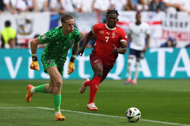 Vượt qua Thụy Sỹ trên chấm 11m, tuyển Anh vất vả ghi tên vào bán kết ảnh 24 Vượt qua Thụy Sỹ trên chấm 11m, tuyển Anh vất vả ghi tên vào bán kết ảnh 24