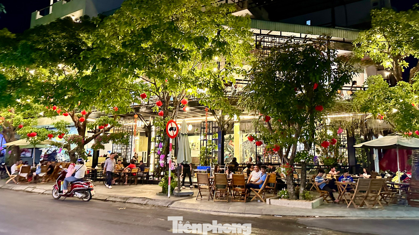 Trong những ngày diễn ra Giải Vô địch Quốc gia Marathon và cự ly dài báo Tiền Phong lần thứ 65 - năm 2024 (Tiền Phong Marathon 2024) với lượng du khách dự kiến gần 12.000 đổ về, Phú Yên cam kết các cơ sở cung cấp dịch vụ ăn uống đảm bảo an toàn thực phẩm và không tăng giá.