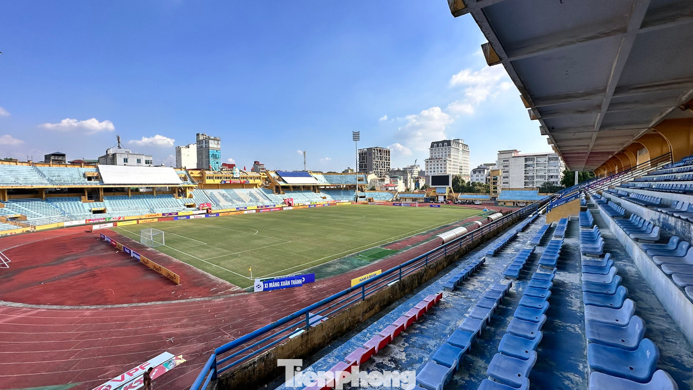 Cũng theo đánh giá của Ban giám sát trận Siêu cúp, tình trạng cơ sở vật chất tại sân vận động Hàng Đẫy rất tốt, cho thấy sự quan tâm sát sao của Ban tổ chức, gồm LĐBĐ Việt Nam, Công ty Cổ phần bóng chuyên nghiệp Việt Nam (VPF) và báo Tiền Phong.