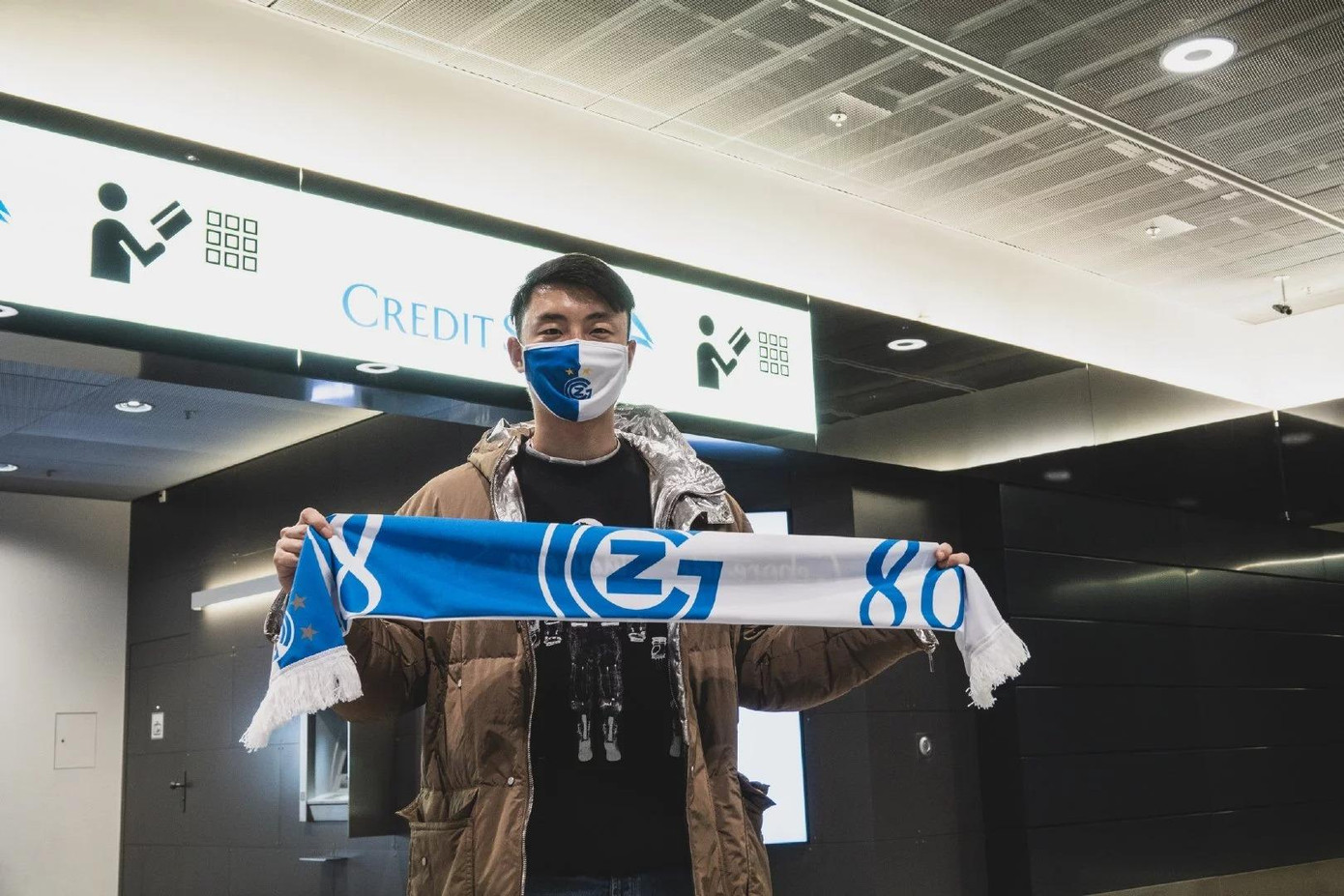 Những hình ảnh của Li Lei tại Grasshopper. (Ảnh: Sohu)