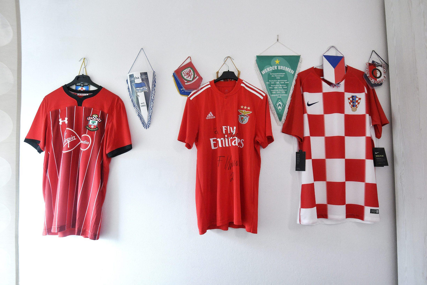 Gvardiol và bức tranh hồi mẫu giáo, sơ đồ tới thành công trong căn phòng ở Zagreb. (Ảnh: jutarnji)