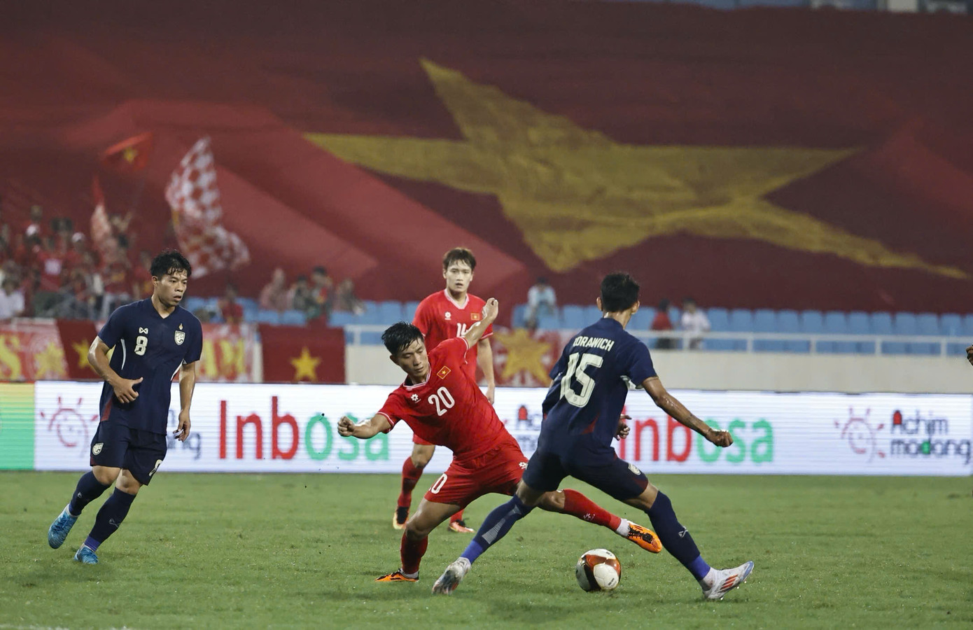 Việt Nam thua ngược Thái Lan ngay tại Mỹ Đình ảnh 60