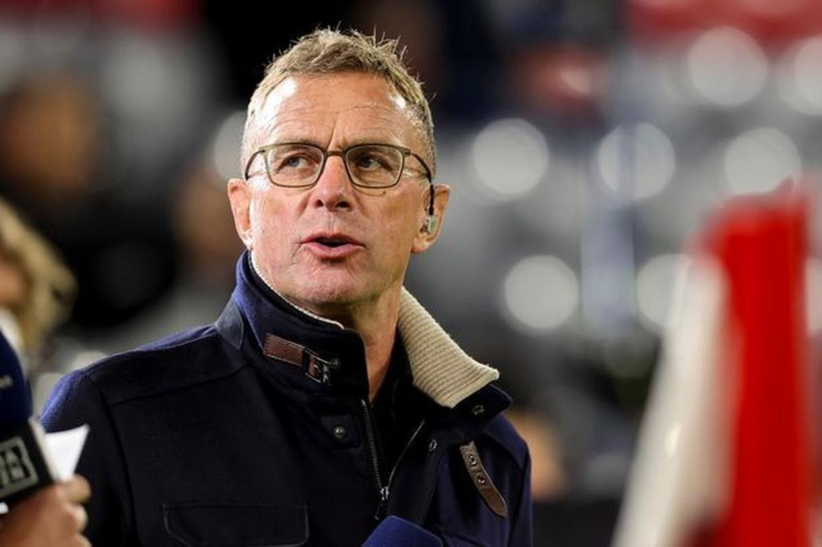 Ralf Rangnick từng bị chế nhạo là "Giáo sư bóng đá", "Sách thông minh". (Ảnh: The Times) Ralf Rangnick từng bị chế nhạo là "Giáo sư bóng đá", "Sách thông minh". (Ảnh: The Times)