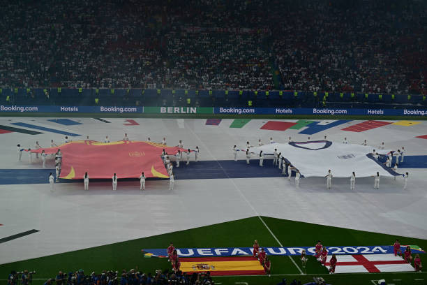 Hạ tuyển Anh 2-1, Tây Ban Nha lần thứ 4 vô địch châu Âu ảnh 41