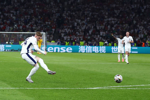 Hạ tuyển Anh 2-1, Tây Ban Nha lần thứ 4 vô địch châu Âu ảnh 75