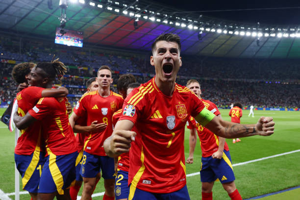 Hạ tuyển Anh 2-1, Tây Ban Nha lần thứ 4 vô địch châu Âu ảnh 85