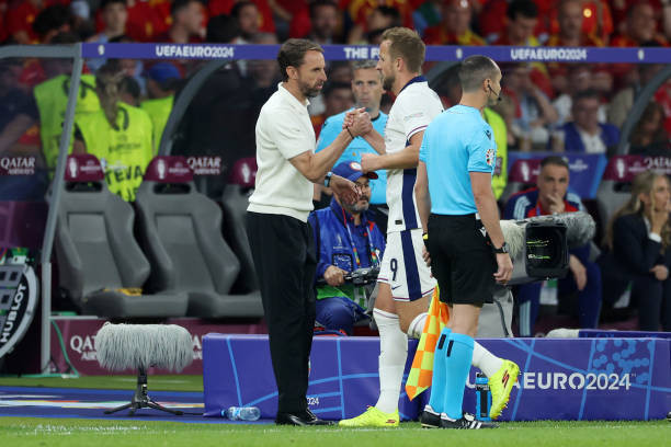 Hạ tuyển Anh 2-1, Tây Ban Nha lần thứ 4 vô địch châu Âu ảnh 71