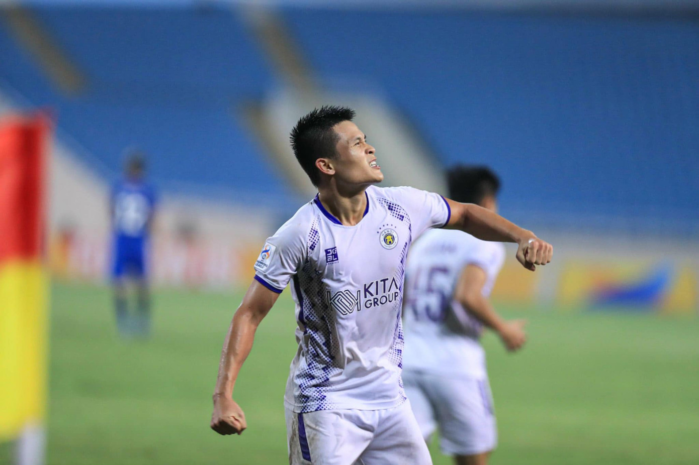Hai khoảnh khắc ăn mừng của Tuấn Hải trong chiến thắng đầu tiên của Hà Nội FC ở AFC Champions League 2023/24. Hai khoảnh khắc ăn mừng của Tuấn Hải trong chiến thắng đầu tiên của Hà Nội FC ở AFC Champions League 2023/24.