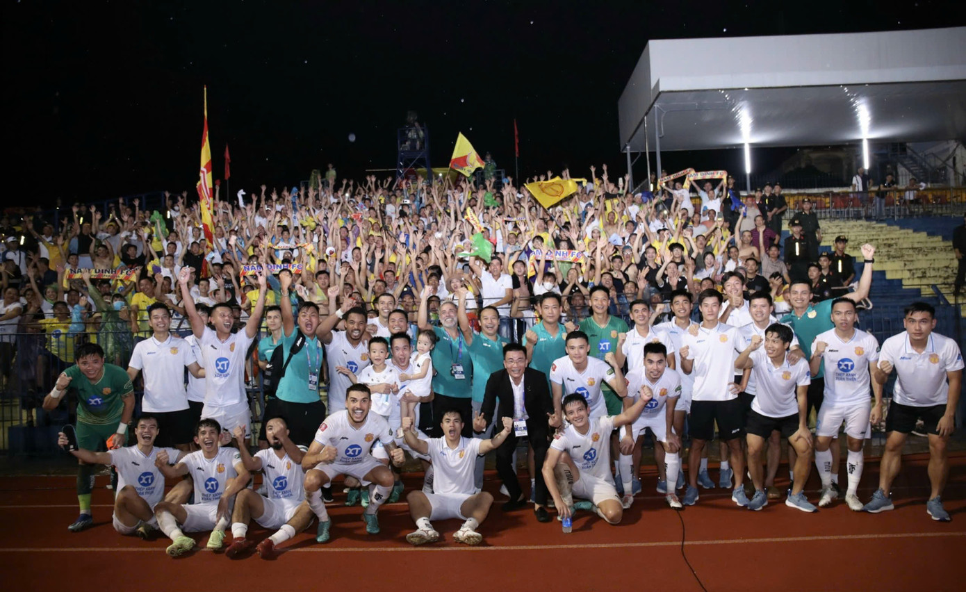 CĐV là nguồn sức mạnh làm nên chức vô địch V-League 2023/2024 của đội bóng thành Nam.