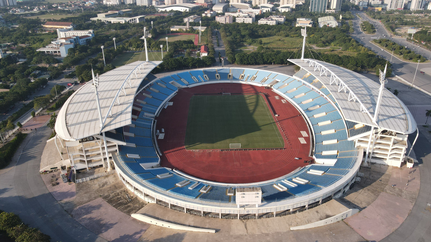 Đây là lần đầu tiên sau 10 tháng, sân Mỹ Đình tổ chức một trận đấu của ĐT Việt Nam. Lần gần nhất đội tuyển chơi tại đây là trận chung kết lượt đi AFF Cup 2022 vào ngày 13/1/2023. Đây là lần đầu tiên sau 10 tháng, sân Mỹ Đình tổ chức một trận đấu của ĐT Việt Nam. Lần gần nhất đội tuyển chơi tại đây là trận chung kết lượt đi AFF Cup 2022 vào ngày 13/1/2023.