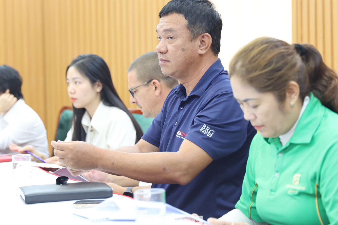 Ông Cấn Phi Khanh - Phó Giám đốc golf - sân golf BRG cam kết hỗ trợ Ban tổ chức Tiền Phong Golf Championship 2023, đảm bảo công tác chuẩn bị và tổ chức diễn ra suôn sẻ.