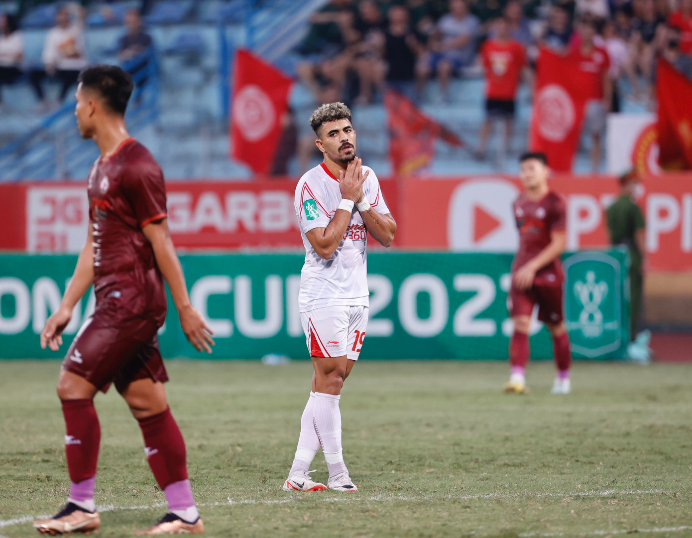 Đức Chiến lập siêu phẩm phút cuối giúp Viettel vào chung kết Cúp Quốc gia ảnh 16