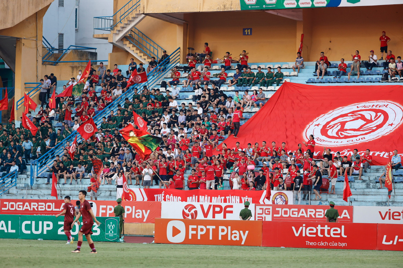 Đức Chiến lập siêu phẩm phút cuối giúp Viettel vào chung kết Cúp Quốc gia ảnh 26