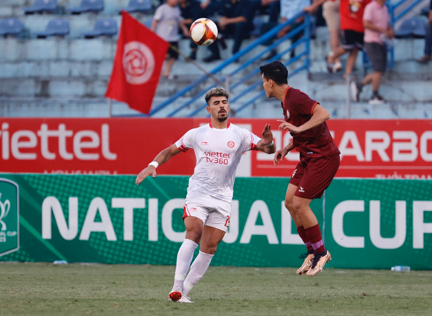 Đức Chiến lập siêu phẩm phút cuối giúp Viettel vào chung kết Cúp Quốc gia ảnh 8