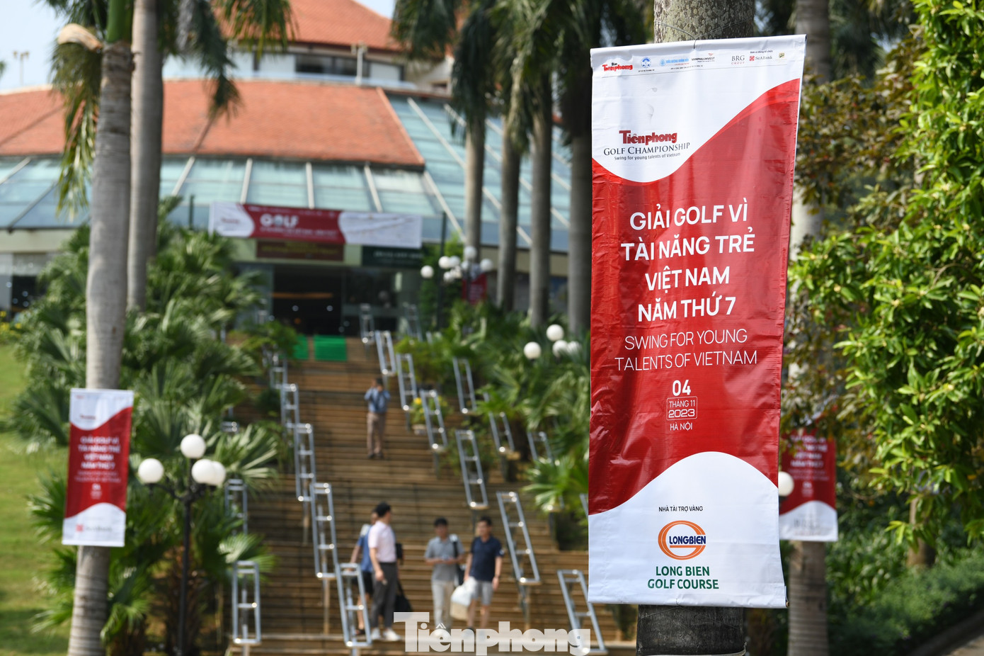 Tiền Phong Golf Championship 2023 sẽ khai mạc vào lúc 11h15 ngày 4/11/2023.