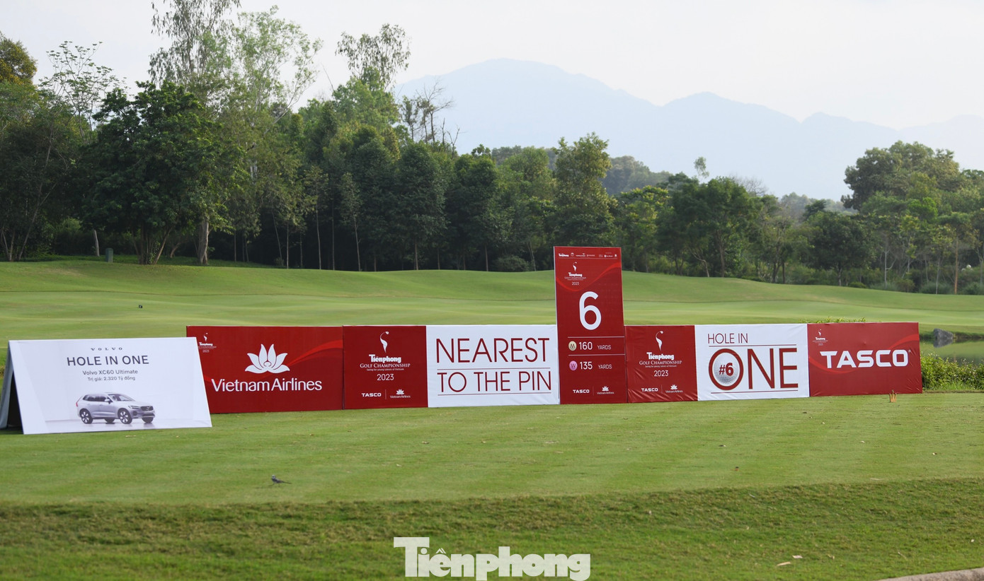 Nhưng nếu thành công, phần thưởng sẽ cực lớn, là chiếc Volvo mẫu SUV hạng sang XC60 Ultimate giá hơn 2,3 tỷ đồng. Nhưng nếu thành công, phần thưởng sẽ cực lớn, là chiếc Volvo mẫu SUV hạng sang XC60 Ultimate giá hơn 2,3 tỷ đồng.