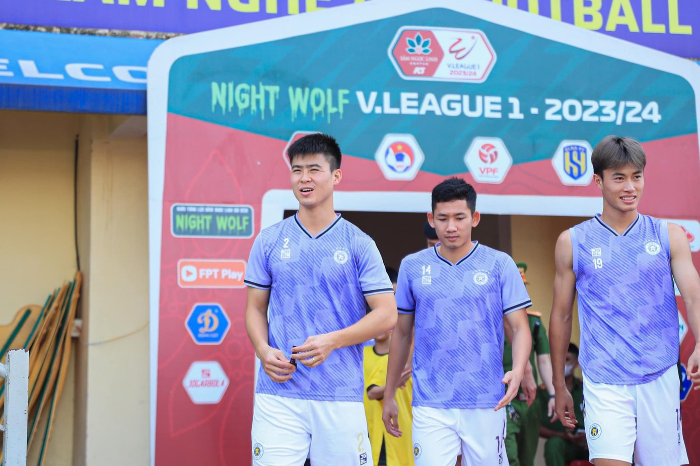 SLNA và CLB Hà Nội níu chân nhau trên bảng xếp hạng ảnh 3 SLNA và CLB Hà Nội níu chân nhau trên bảng xếp hạng ảnh 3