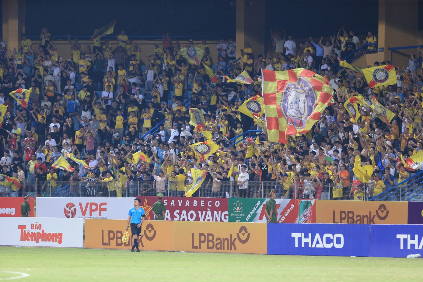 Với họ, đây mới là chiếc Siêu cúp thực sự mà tất cả mong chờ. (Ảnh: CLB Đông Á Thanh Hóa)