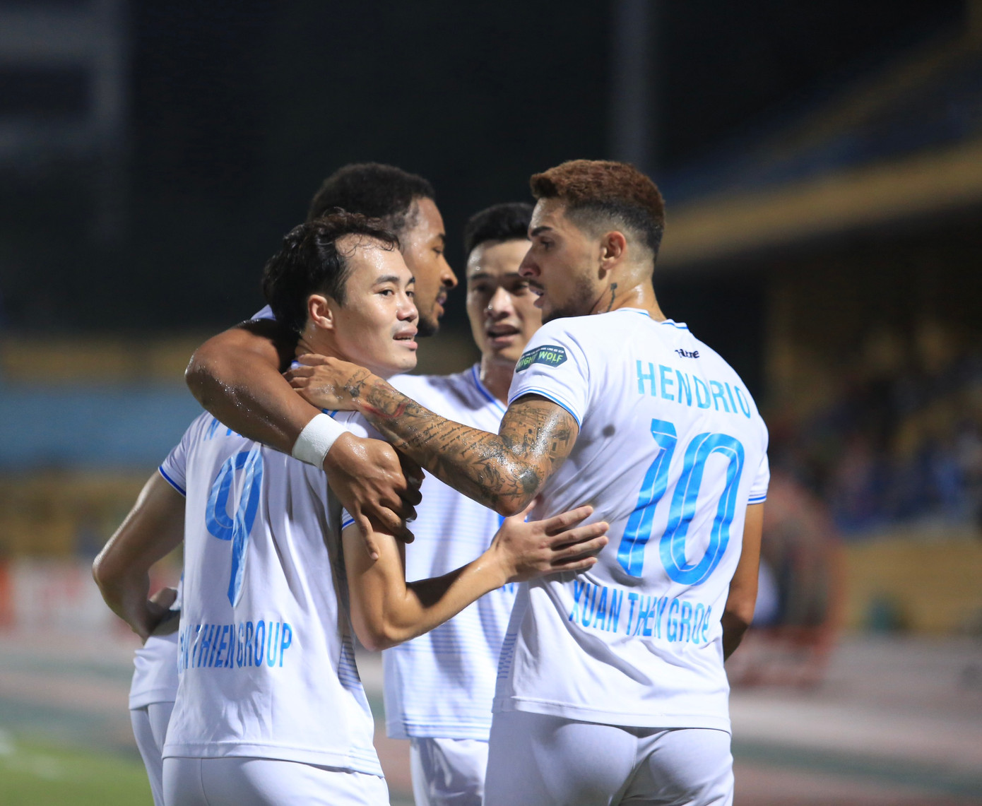  Thể Công Viettel thắng phút bù giờ, níu chân Nam Định trong cuộc đua vô địch ảnh 28