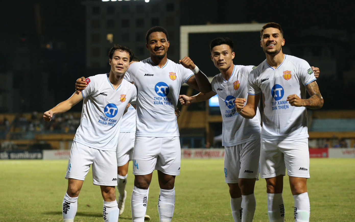  Thể Công Viettel thắng phút bù giờ, níu chân Nam Định trong cuộc đua vô địch ảnh 18