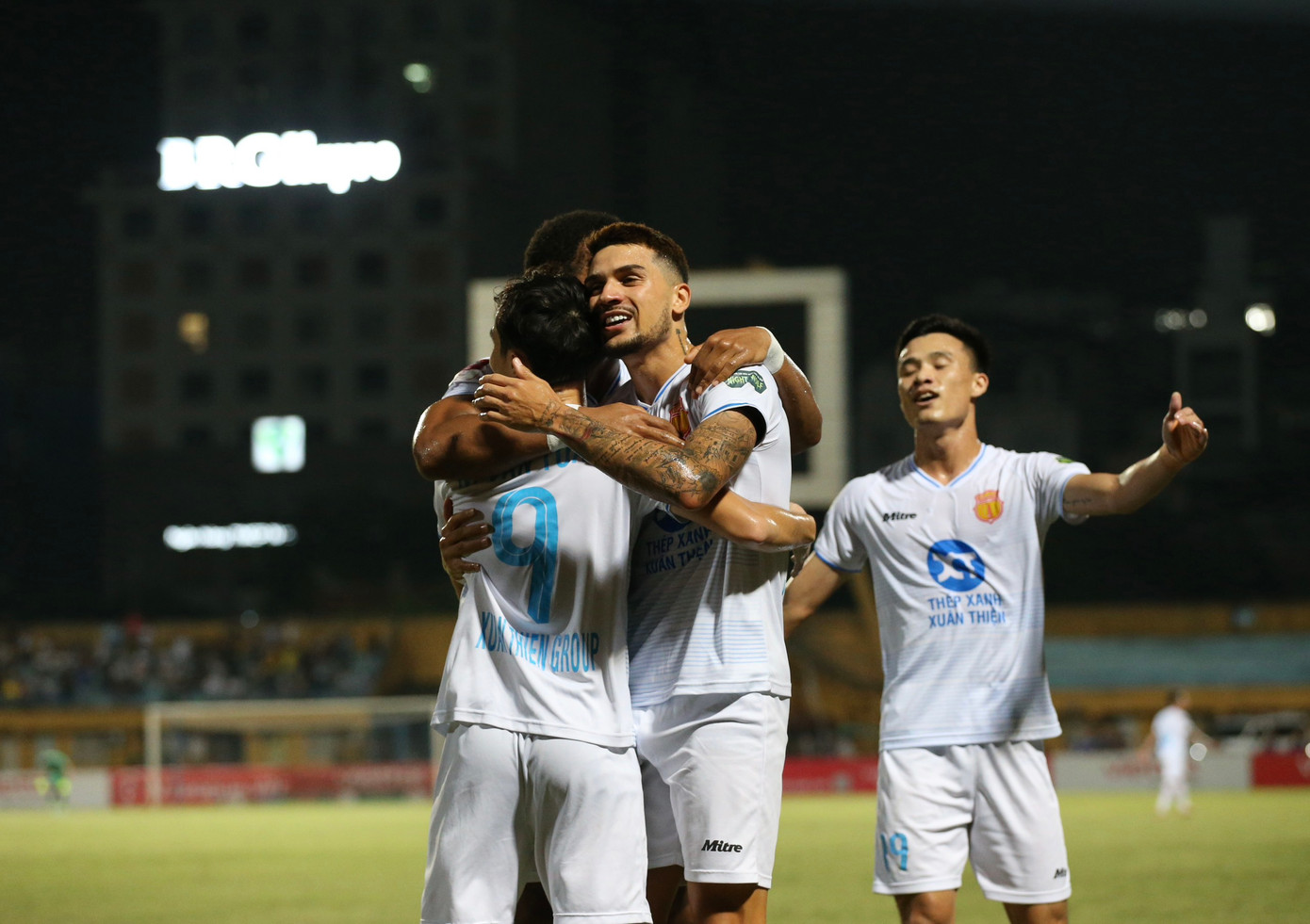  Thể Công Viettel thắng phút bù giờ, níu chân Nam Định trong cuộc đua vô địch ảnh 17